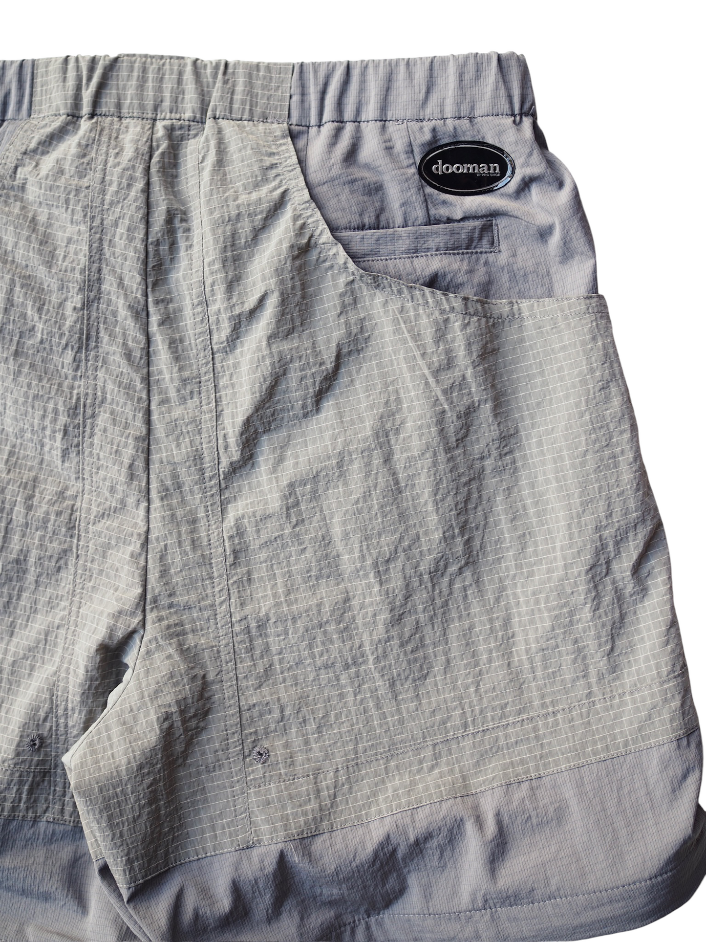 doorman store / Nylon Mesh Convertible Pants (Grey)