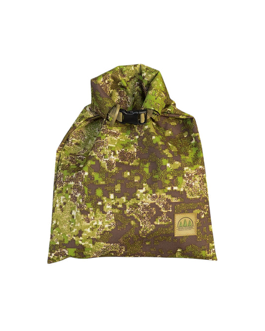 The Hidden Woodsmen / Tinder Sack - Roll Top (CAMO)