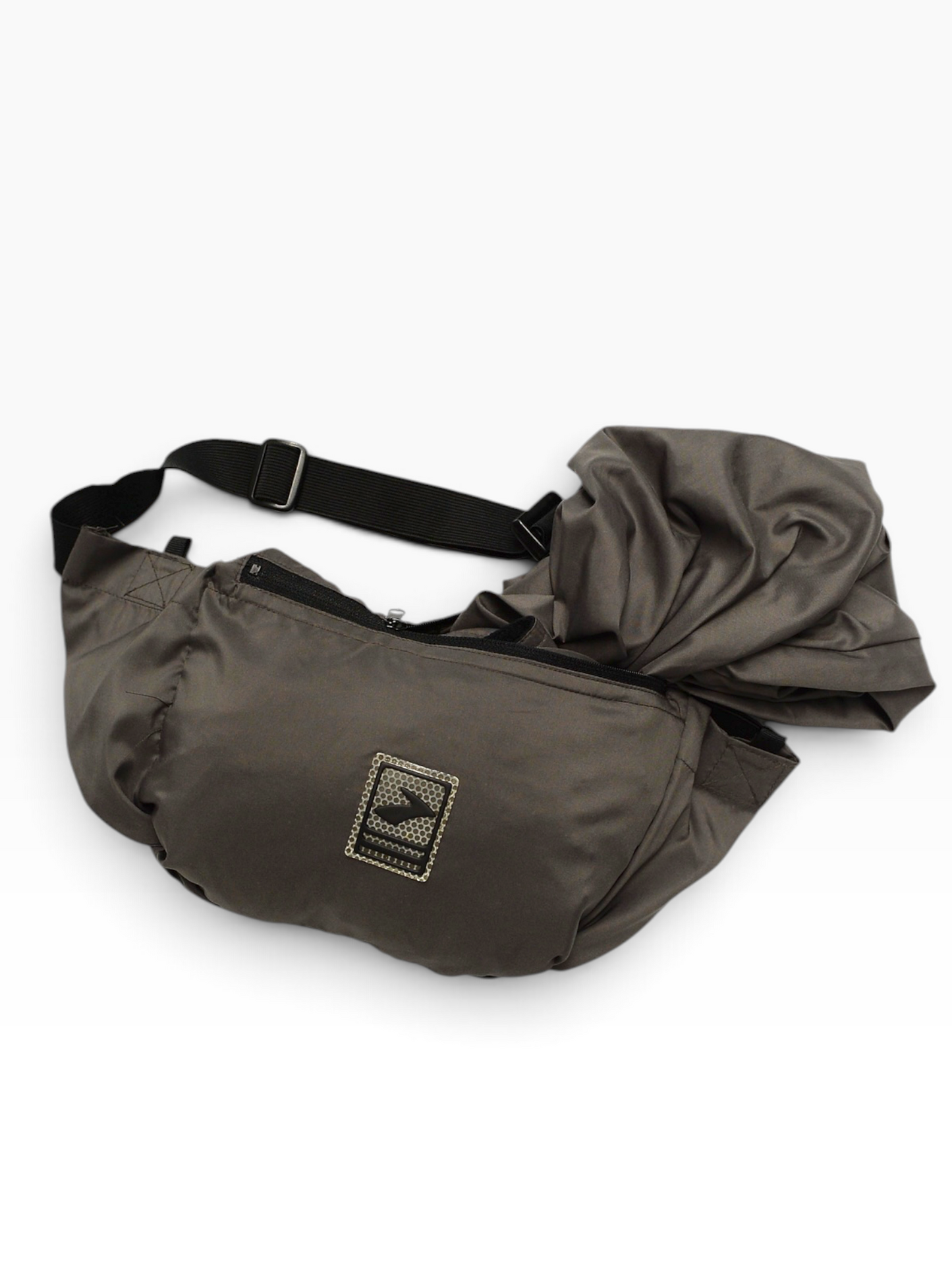 BROOKS / Packable Windshell Jacket