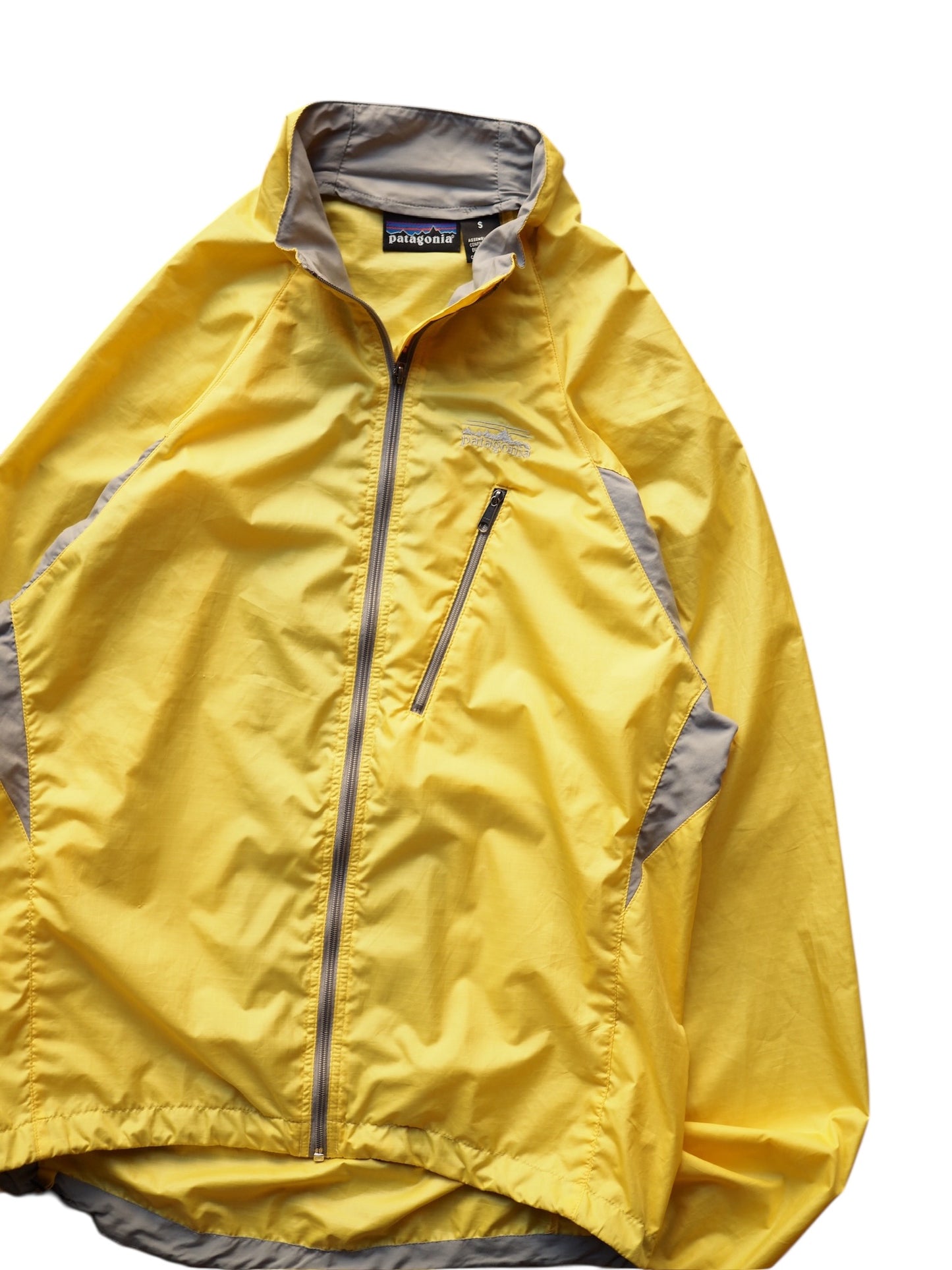 Patagonia / 01's M's Velocity O2 (canary)