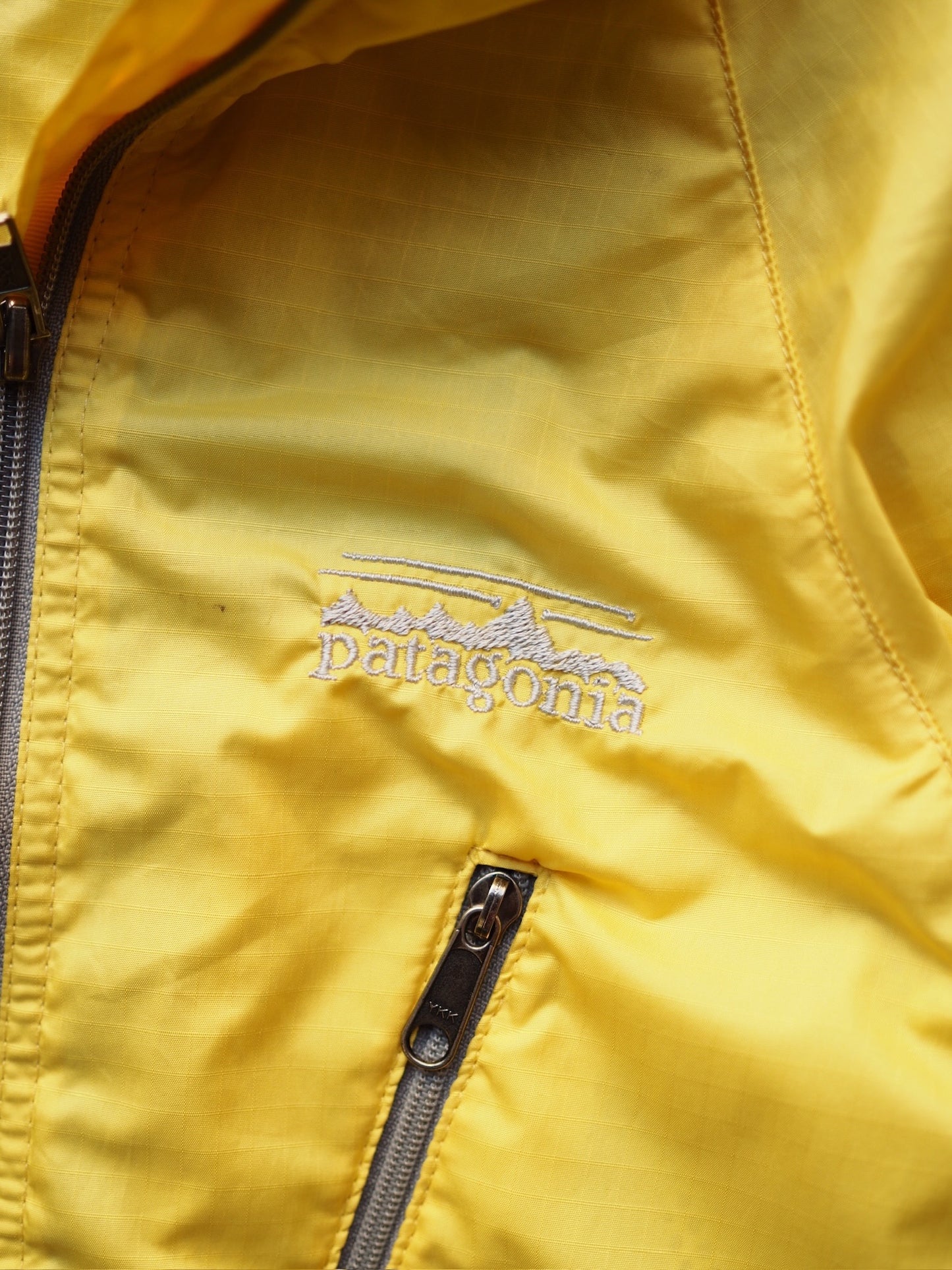 Patagonia / 01's M's Velocity O2 (canary)