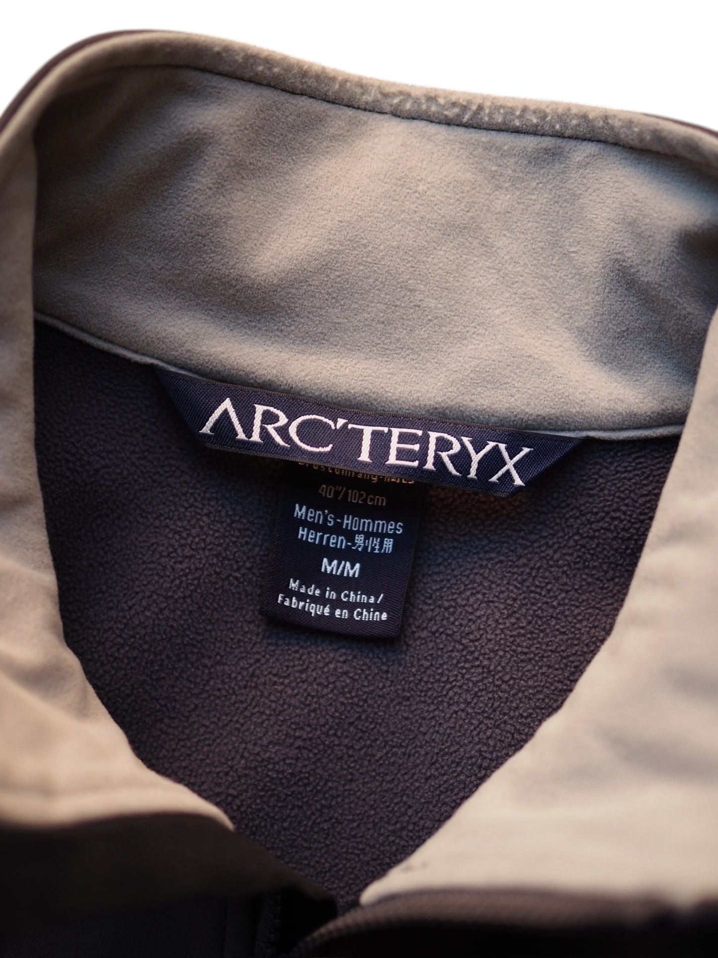 ARC'TERYX / LEAF "BRAVO"