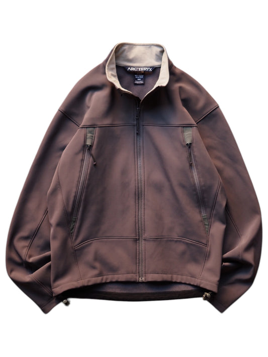 ARC'TERYX / LEAF "BRAVO"