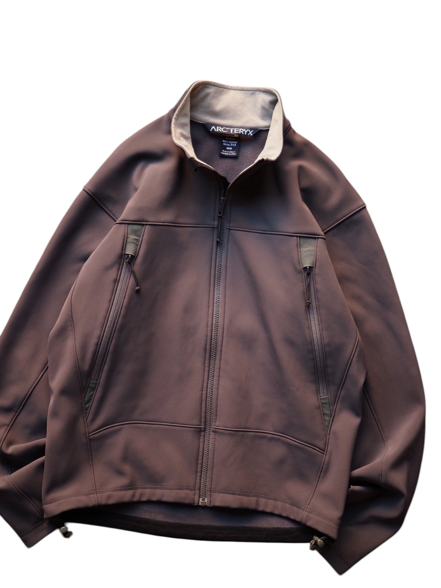 ARC'TERYX / LEAF "BRAVO"