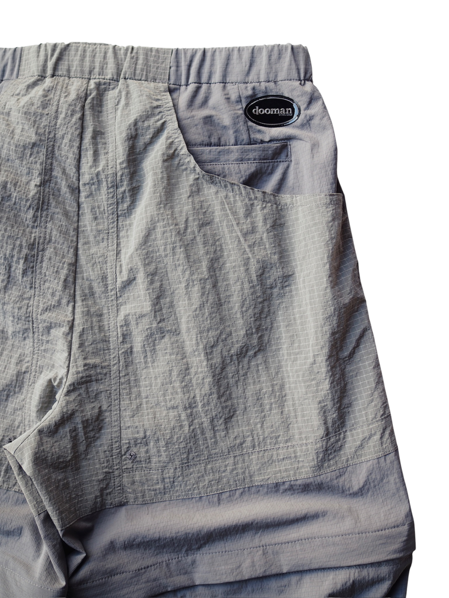 doorman store / Nylon Mesh Convertible Pants (Grey)