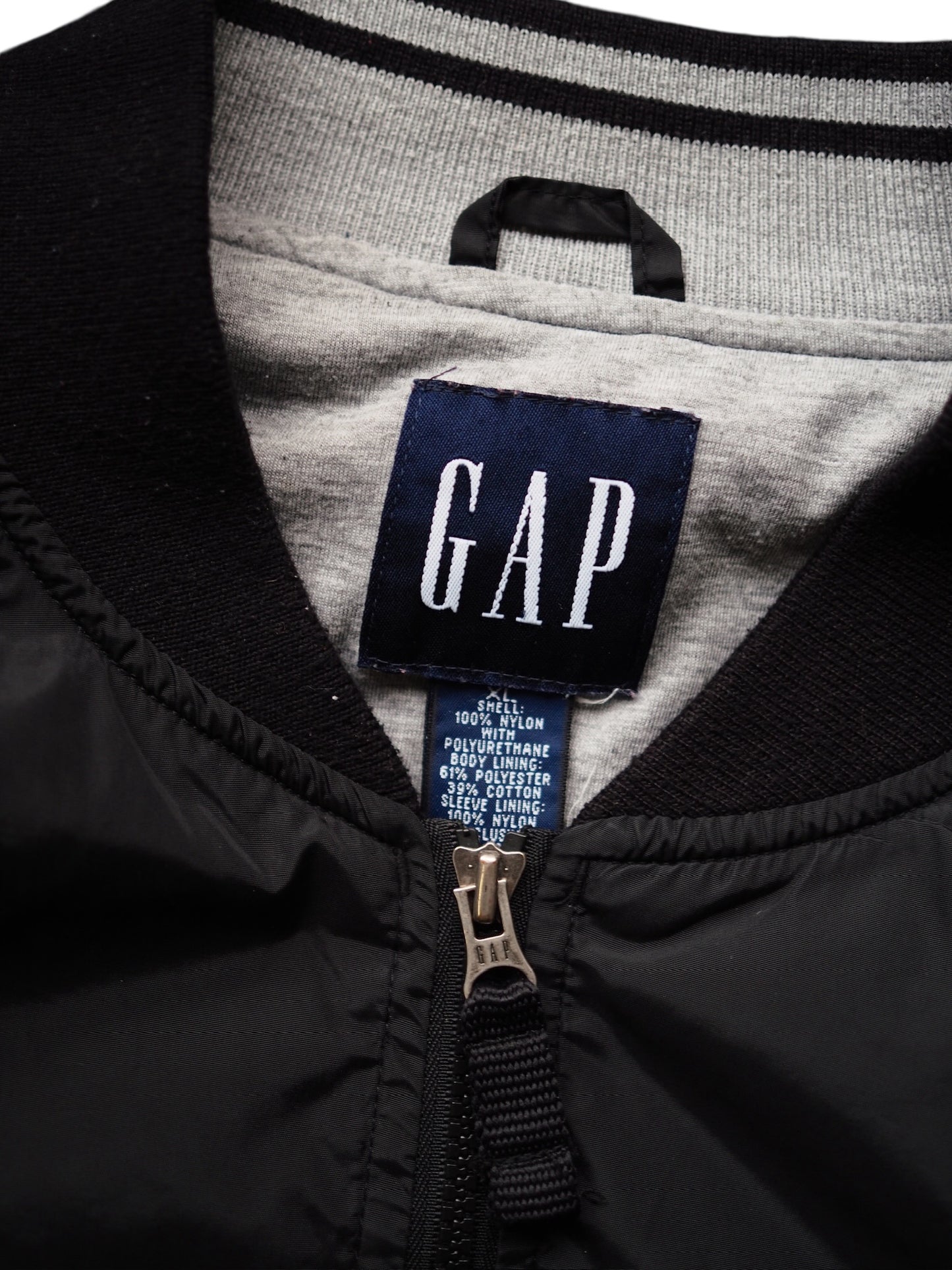 GAP / Nylon Bomber Jacket