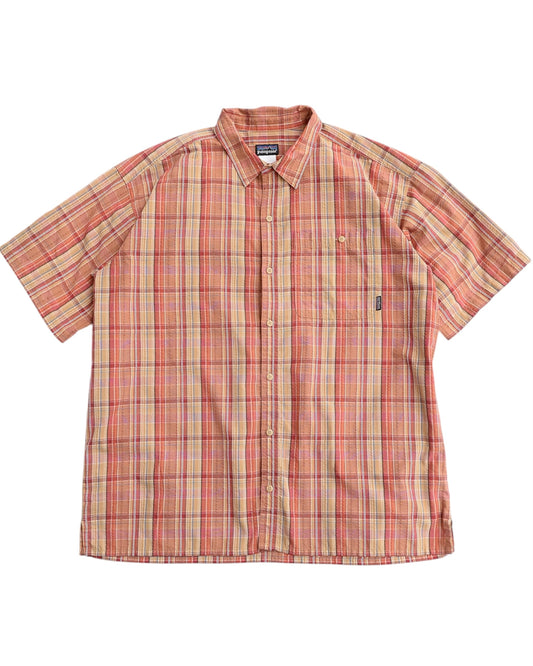 Patagonia / 09's M's Puckerware Shirt